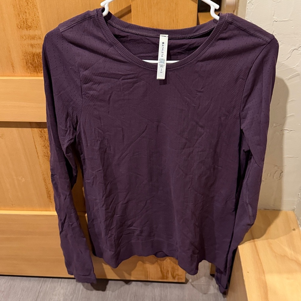 Athleta Women's Purple In Motion Seemless Long Sleeve Top